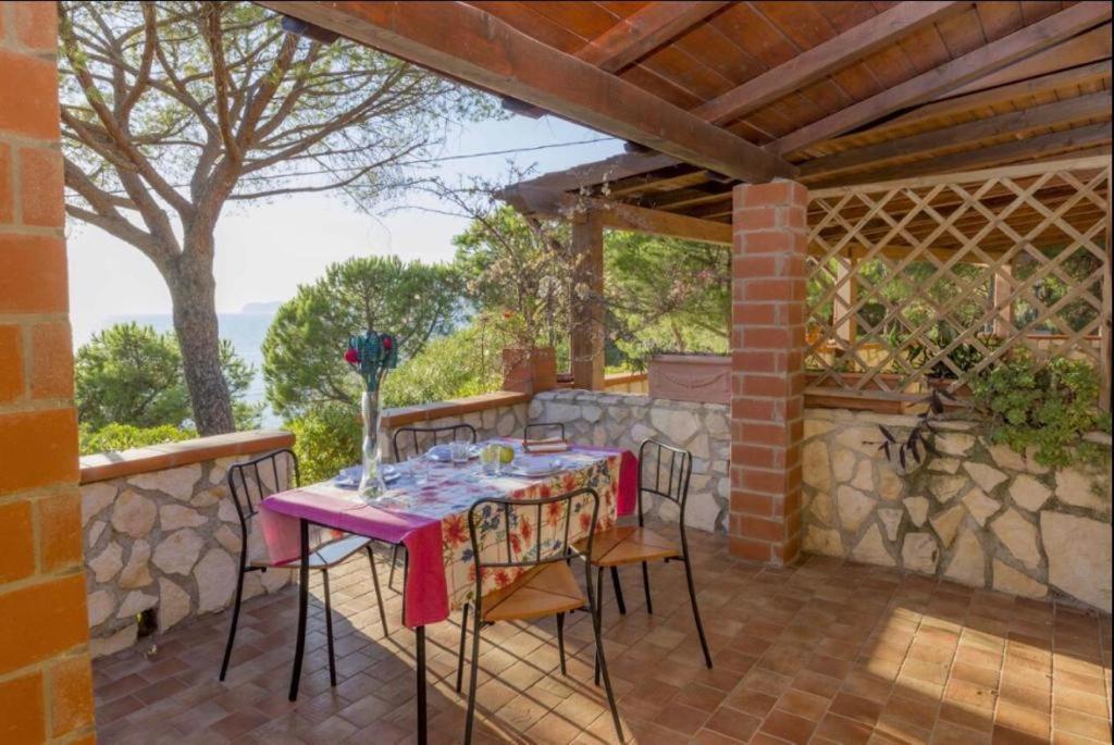 Le Terrazze Di Pareti Apartment Capoliveri  Exterior photo